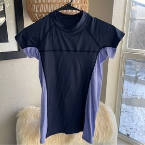 Patagonia Women’s Short Sleeve Micro Swell Rashguard Navy/Purple Womens XS